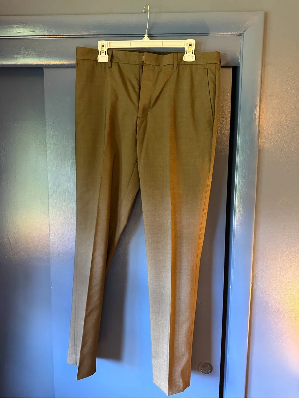J. Crew Thompson Dress Pants Slim Fit, Brown, 33x32, only worn once